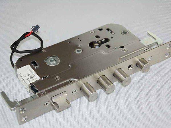 凤庆24小时上门开锁公司