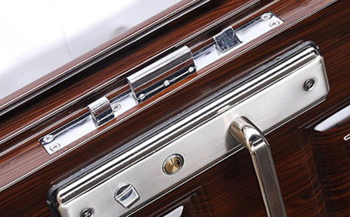 凤庆24小时上门开锁公司