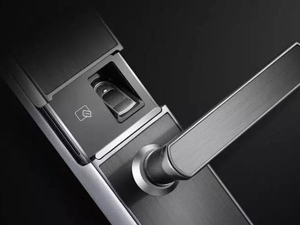 凤庆24小时上门开锁公司