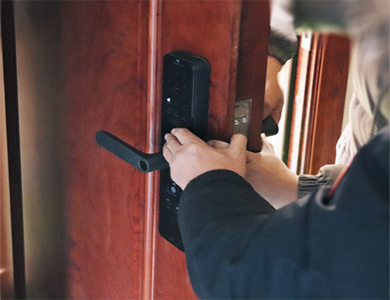 凤庆24小时上门开锁公司